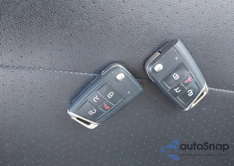 2018 Volkswagen Tiguan 2.0T Se/2.0T Sel z USA, uszkodzony, nr VIN 3VV2B7AX5JM208253